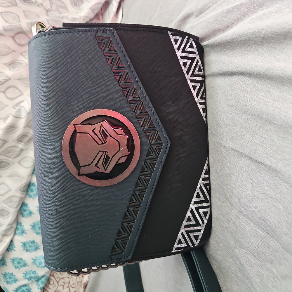 Loungefly crossbody bag